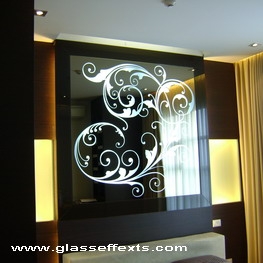 Design Mirror by Glass Effexts
